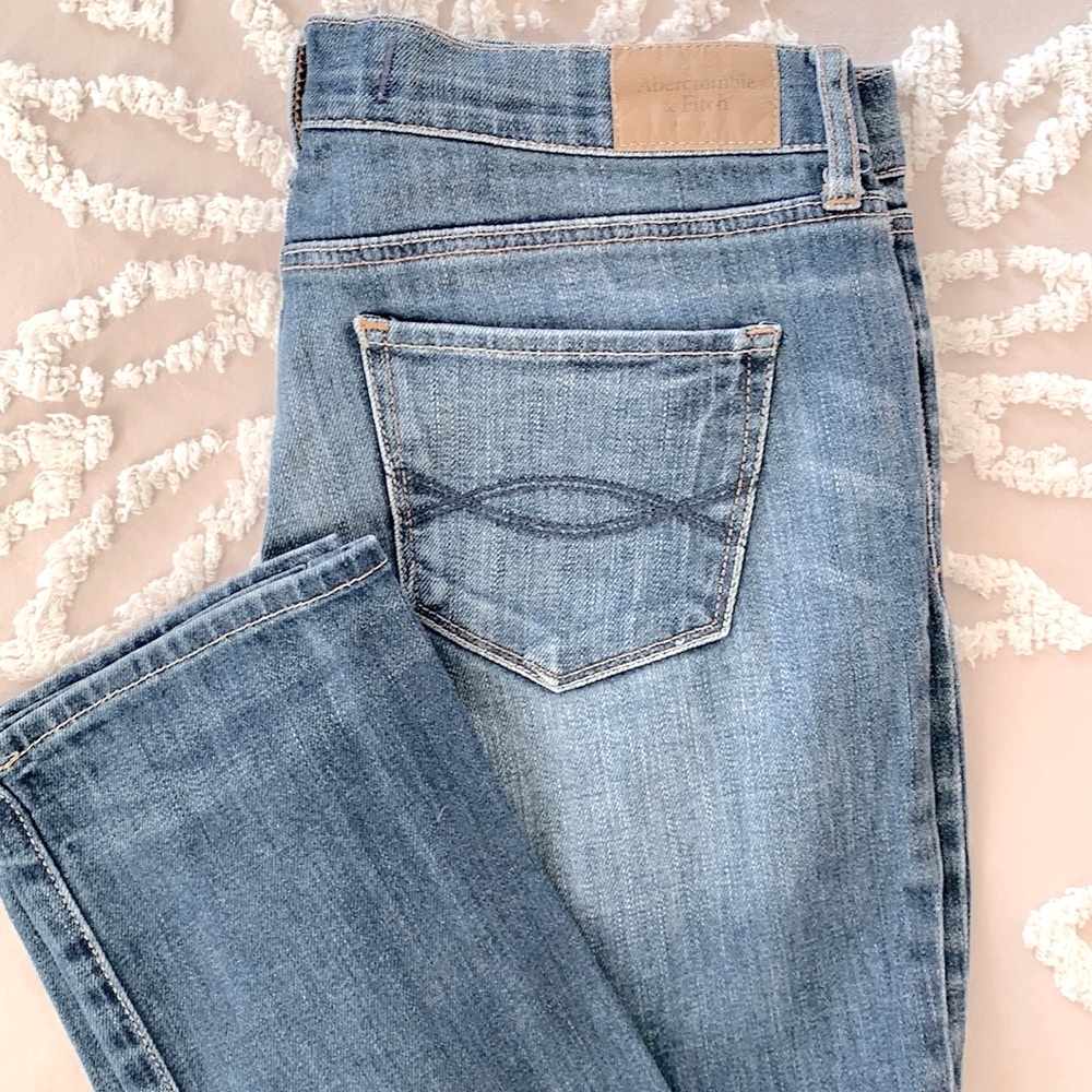 Abercrombie & Fitch Mod-Rise Skinny Jeans Size 6 LONG